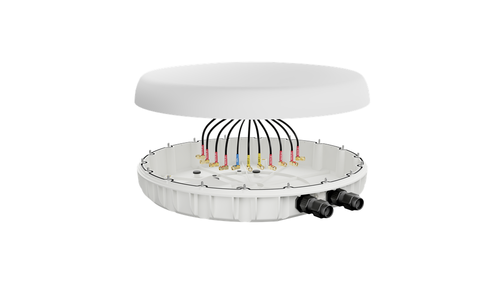 Peplink BR1 Pro housed inside an Antenna MAX Duo enclosure